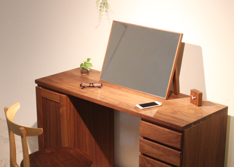 アルマ 卓上ミラー｜日本製｜ホワイトオーク/ウォールナット - 天然木